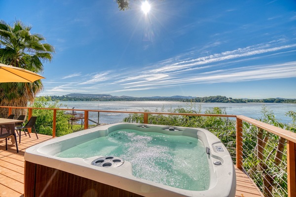 Bain à remous extérieur