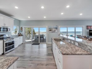 Fridge, microwave, oven, stovetop - Paradise Pointe Waterfront Home - Sleeps 22 (Navarre Beach)