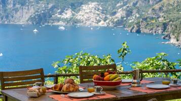 Ristorazione all'aperto