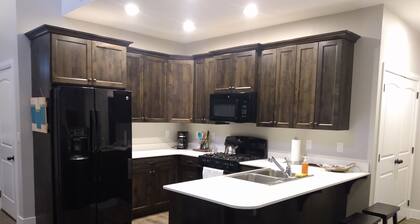 Cozy Townhome right off N. Main in Cedar City, UT