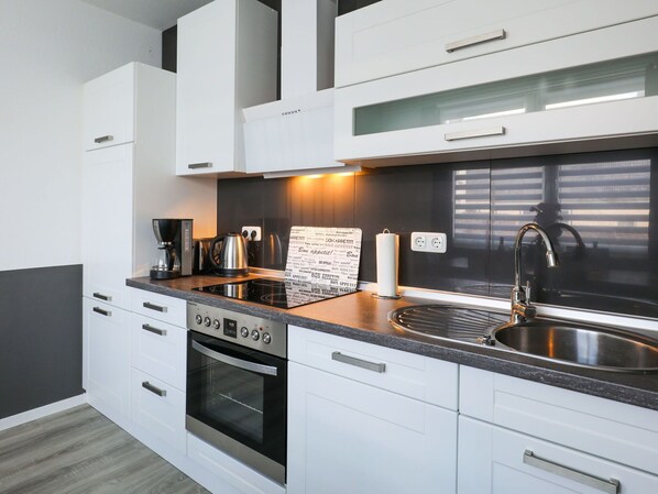 Microwave, oven, dishwasher