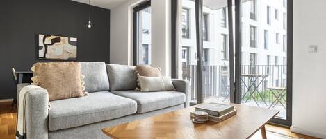 Télévision, chaîne hi-fi