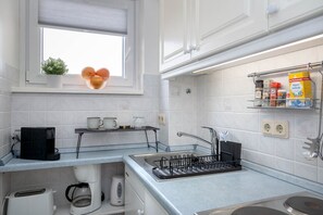 Unclassified image, 3 of 14, button