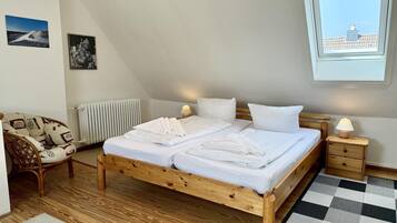 4 quartos, ferros/tábuas de passar roupa, Wi-Fi