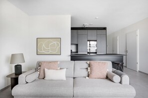 Télévision, chaîne hi-fi