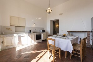 Dining - Villa Leone by MMega (Capannori)