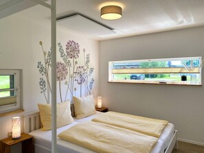 1 dormitorio y ropa de cama