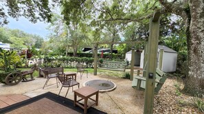 Outdoor spa tub - Luxury RV CAMPSITE in River Ranch! Full Hookup! 361 (River Ranch)