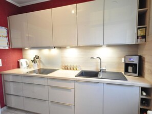 Microwave, oven, dishwasher - Reihenhaus Am Haustierpark Haus 11 L - Am Haustierpark (Werdum)