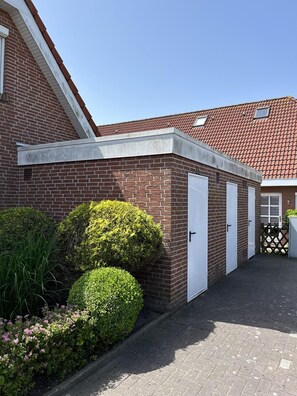 Exterior - Vacation home Uferstraße 4 B (Wittmund)