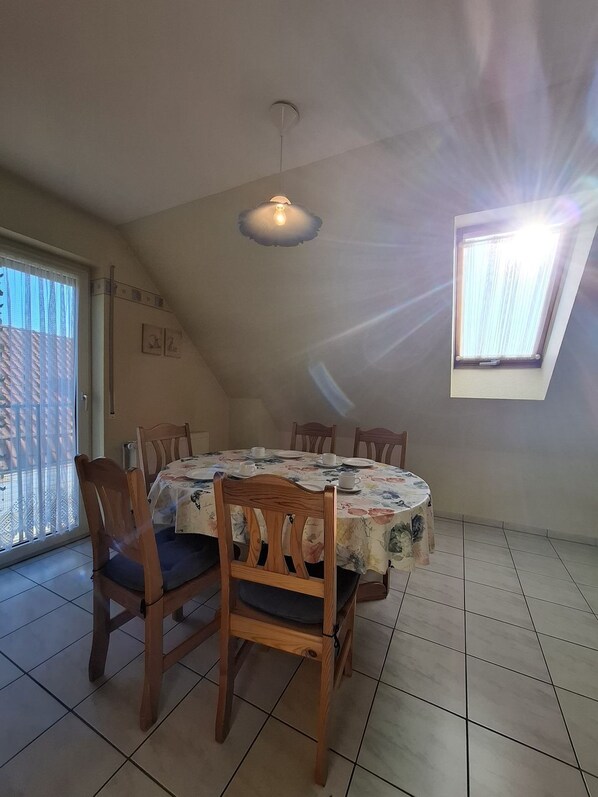 Unclassified image, 1 of 20, button - House Klabautermann - House Klabautermann Blockshausen 1 Apartment 2 (Neuharlingersiel)