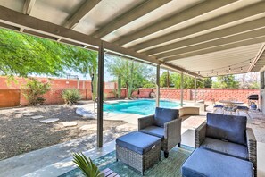 Terrace/patio - Tucson Getaway w/ Private Pool & Gas Grill! (Tucson)