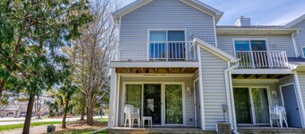 Fish Creek Condo-Next to Shopping and restaurants