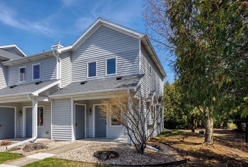Central Fish Creek - Hilltop Hideaway Condo