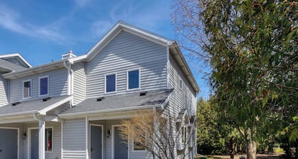 Central Fish Creek - Hilltop Hideaway Condo