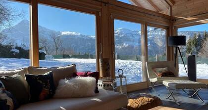 Beautiful 5-bed chalet in Les Carroz d'Araches