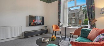 Cosy Central Aberdeen 1 Bed Flat by Retail Park