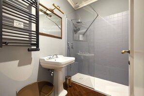 Bathroom - Luxury Apartment Duomo | Palazzo Salviati (Firenze)