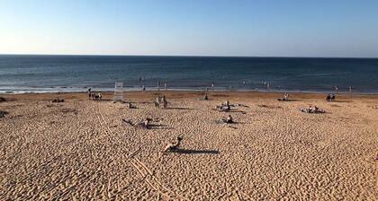 Cozy Waterfront One-bedroom Cottage w/ Fibe WiFi