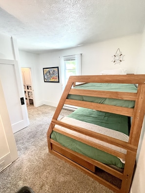 2 bedrooms, desk, iron/ironing board, travel cot - ENTIRE UNIT: Charming Century Home in Harbour town (Vermilion)