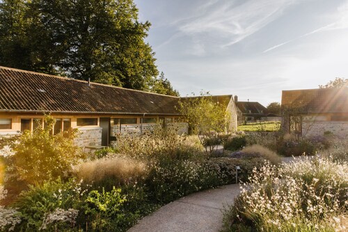 Lynchets -  a semi-detached converted barn that sleeps 4 guests  in 2 bedrooms