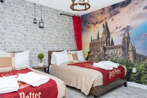 8 soverom, skrivebord, strykejern/-brett og wi-fi