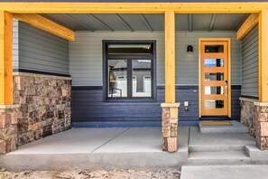 Exterior - Modern Bozeman Family Townhome w/ Hot Tub! (Bozeman)