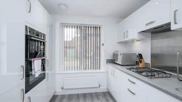 Basic House | Dapur peribadi | Cerek elektrik