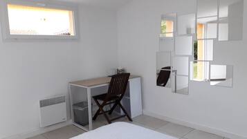 1 bedroom, WiFi, bed sheets, wheelchair access