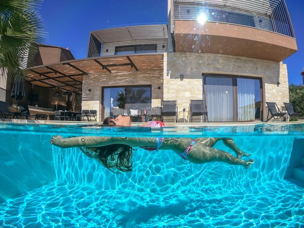 Outdoor pool, a heated pool