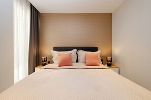 Deluxe Suite | 2 bedrooms, in-room safe, soundproofing, free cribs/infant beds - Home Of Istanbul (Istanbul)