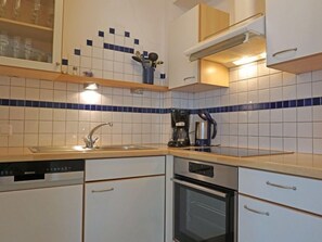 Fridge, oven, dishwasher, highchair