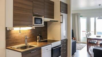 Réfrigérateur, micro-ondes, lave-vaisselle