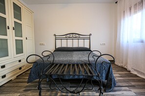 5 chambres, Wi-Fi gratuit, draps fournis