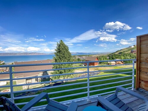 Two Bedroom Lake View Condo 902 #4 with lake views!