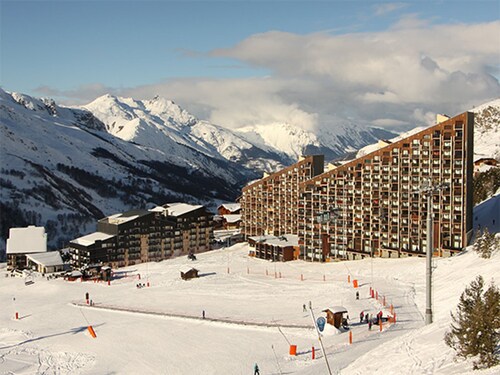 Renovated 6 pers apartment - Ski-in/out - Balcony - WiFi