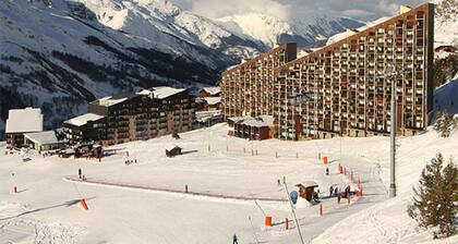 Renovated 6 pers apartment - Ski-in/out - Balcony - WiFi