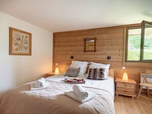 4 bedrooms, free WiFi