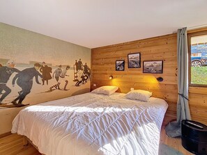 4 bedrooms, free WiFi