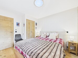 2 bedrooms, iron/ironing board, free WiFi - Cozy Duplex in Les Gets, 6 Guests, Near Village & Ski Lifts, Full Amenities Included (Les Gets)