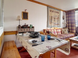 Dining - Bright apartment, near ski lifts, balcony (Les Menuires)