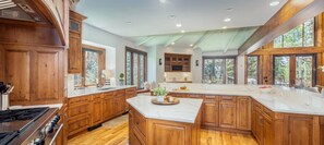 Villa, 6 Bedrooms | Private kitchen - Aspen Grove Villa by Exceptional Stays (Telluride)