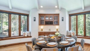 Unclassified image, 5 of 44, button - Aspen Grove Villa by Exceptional Stays (Telluride)