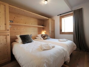 4 bedrooms, free WiFi