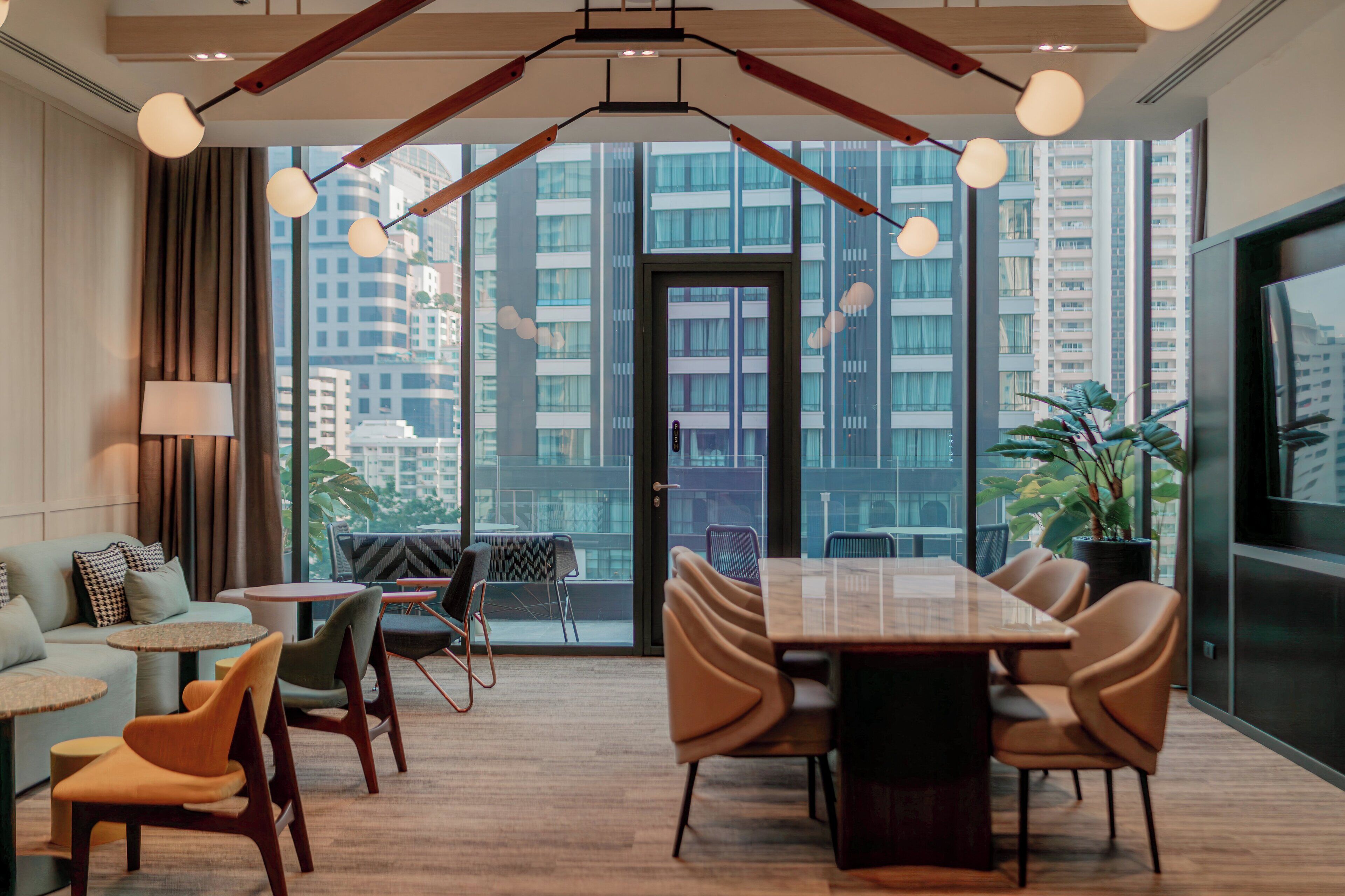 Photo - Staybridge Suites Bangkok Sukhumvit by IHG