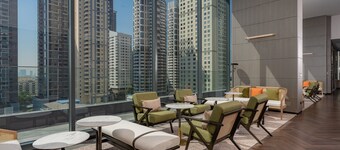 Staybridge Suites Bangkok Sukhumvit by IHG