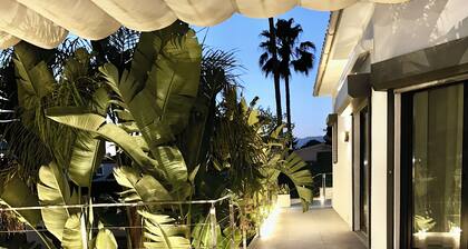 Luxury Villa. 300 meters from beach and 10min from golf.