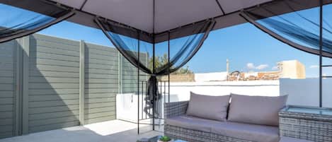 The Loft - Private Terrace Deluxe Suite | Terrace/patio