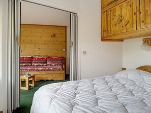1 bedroom