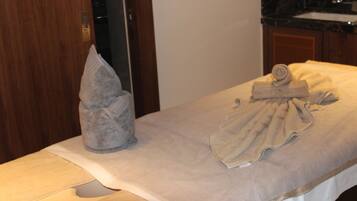 Couples treatment rooms, hot stone massages, deep-tissue massages